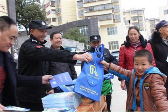 雷州禁毒辦觀摩視察西夏區永寧縣禁毒教育和幫扶基地